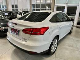 FORD - FOCUS - 2016/2016 - Branca - R$ 59.900,00