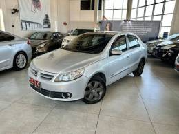 VOLKSWAGEN - VOYAGE - 2009/2010 - Prata - R$ 34.900,00