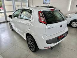 FIAT - PUNTO - 2013/2013 - Branca - R$ 42.900,00
