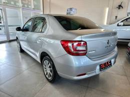RENAULT - LOGAN - 2017/2018 - Prata - R$ 47.900,00