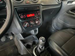 VOLKSWAGEN - SAVEIRO - 2013/2014 - Branca - R$ 63.900,00