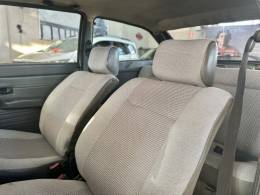 VOLKSWAGEN - GOL - 1993/1994 - Prata - R$ 18.900,00