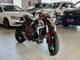 HONDA - CB 1000R - 2015/2015 - Vermelha - R$ 53.900,00
