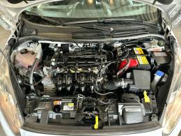 FORD - FIESTA - 2015/2015 - Branca - R$ 44.900,00