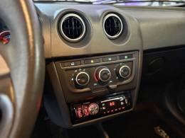 CHEVROLET - CELTA - 2012/2013 - Vermelha - R$ 35.900,00