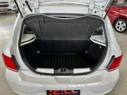 VOLKSWAGEN - GOL - 2015/2015 - Branca - R$ 48.900,00