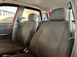 FIAT - PALIO - 2012/2013 - Vermelha - R$ 29.900,00