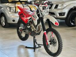 HONDA - CRF 250F - 2021/2022 - Vermelha - R$ 24.900,00