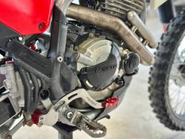 HONDA - CRF 250F - 2021/2022 - Vermelha - R$ 24.900,00