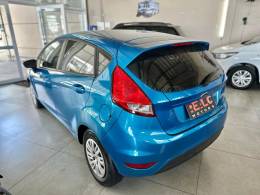 FORD - FIESTA - 2013/2014 - Azul - R$ 42.900,00