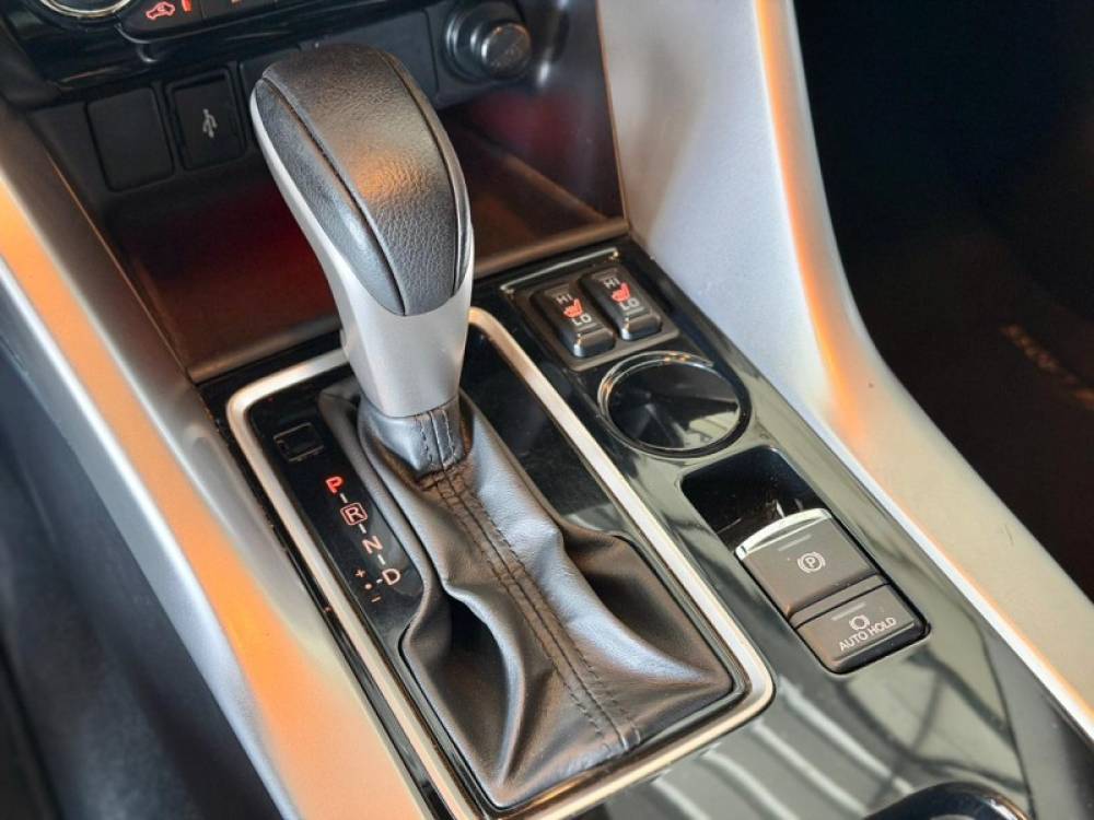 MITSUBISHI - ECLIPSE CROSS - 2019/2020 - Cinza - R$ 117.900,00