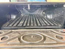 TOYOTA - HILUX - 2014/2014 - Preta - R$ 144.900,00