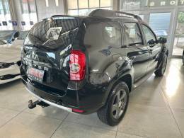 RENAULT - DUSTER - 2014/2015 - Preta - R$ 58.900,00