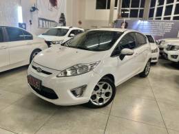 FORD - FIESTA - 2011/2012 - Branca - R$ 40.900,00