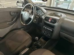 CHEVROLET - CORSA - 2005/2005 - Prata - R$ 25.900,00
