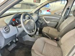 RENAULT - DUSTER - 2014/2015 - Prata - R$ 53.900,00