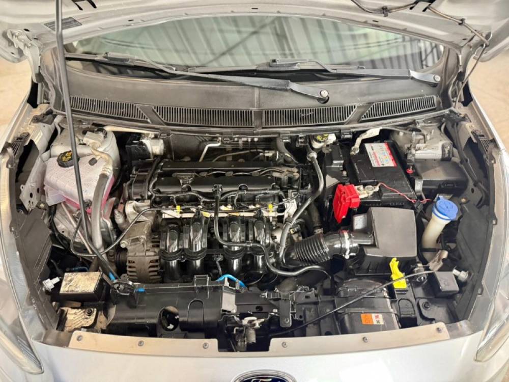 FORD - KA - 2017/2018 - Prata - R$ 44.900,00