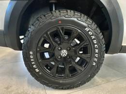 VOLKSWAGEN - SAVEIRO - 2013/2014 - Branca - R$ 63.900,00