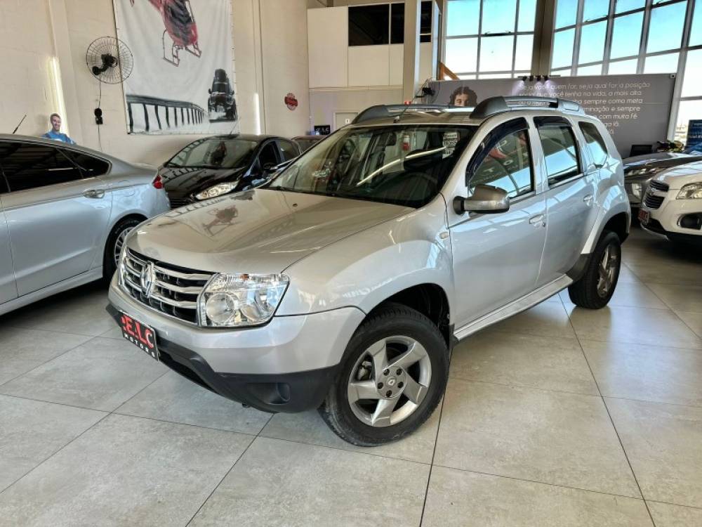 RENAULT - DUSTER - 2014/2015 - Prata - R$ 53.900,00